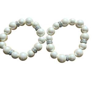 Chunky beaded pearl and rhinestone studded silver charm stretch bracelet set